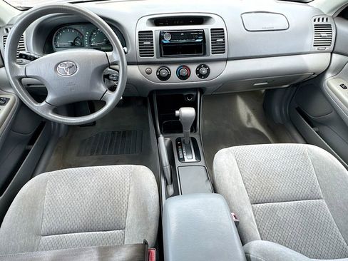 Used 2003 Toyota Camry LE image 24