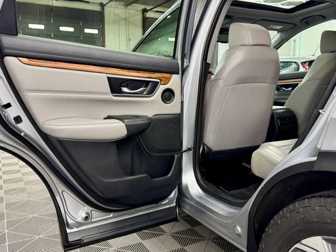 Used 2018 Honda CR-V EX-L image 6