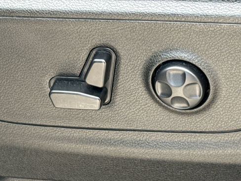 Used 2020 RAM 1500 Big Horn AWD/4WD image 26