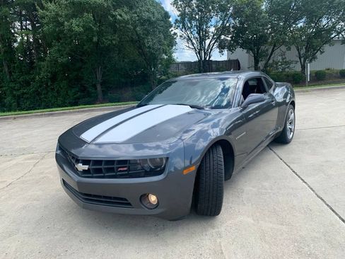 Used 2010 Chevrolet Camaro LT w/ RS Package RWD image 2