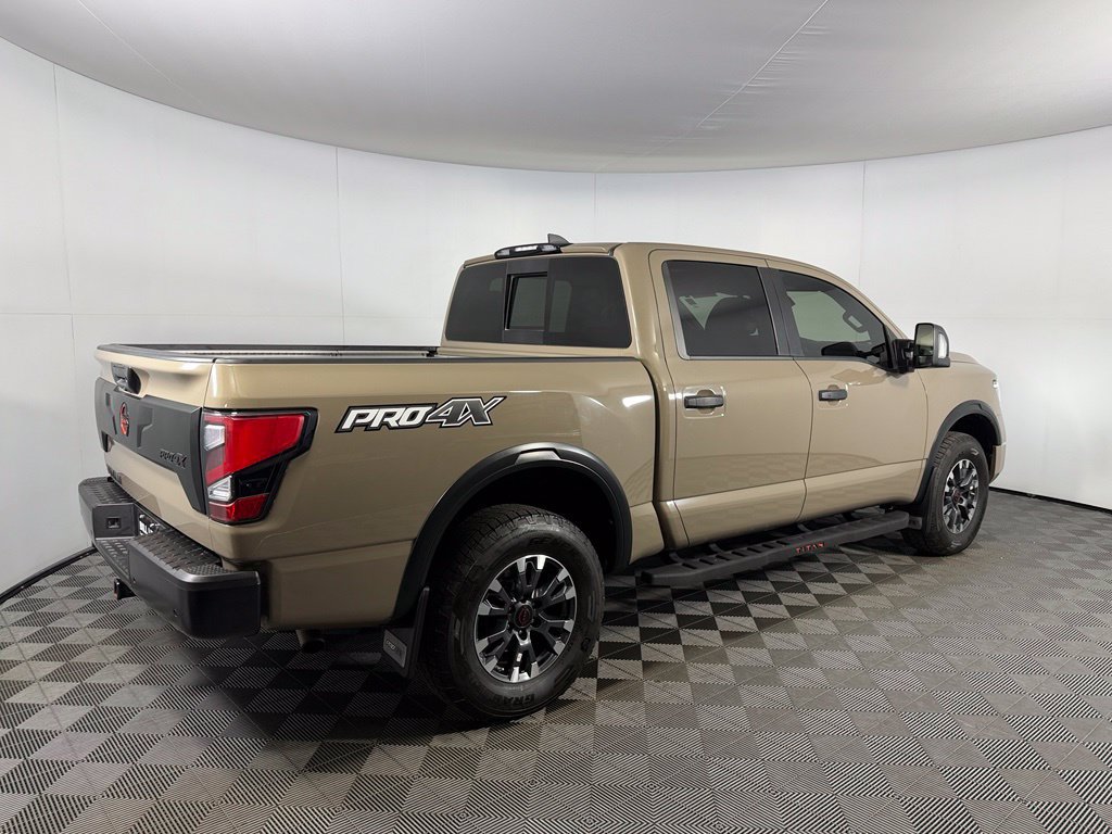 Used 2024 Nissan Titan PRO-4X w/ Pro-4x Convenience Package AWD/4WD image 6