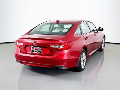 Used 2018 Honda Accord LX image 5