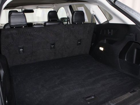 Certified 2024 Ford Edge SEL image 18