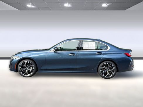 Used 2025 BMW 330i Sedan RWD image 2