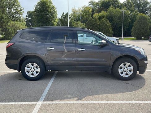Used 2015 Chevrolet Traverse LS AWD/4WD image 19