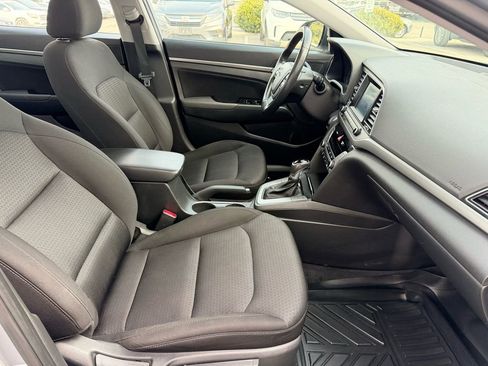 Used 2017 Hyundai Elantra Value Edition w/ Cargo Package image 16