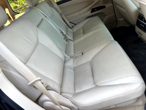 Used 2013 Lexus LX 570 4WD image 13