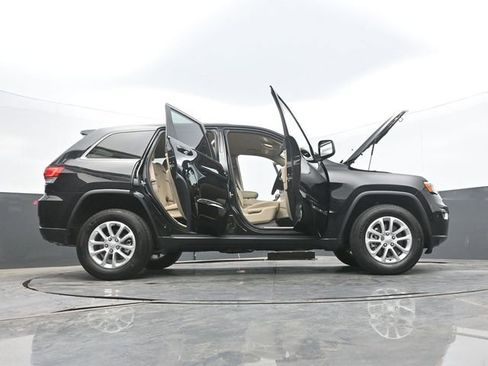 Used 2022 Jeep Grand Cherokee Laredo E AWD/4WD image 69