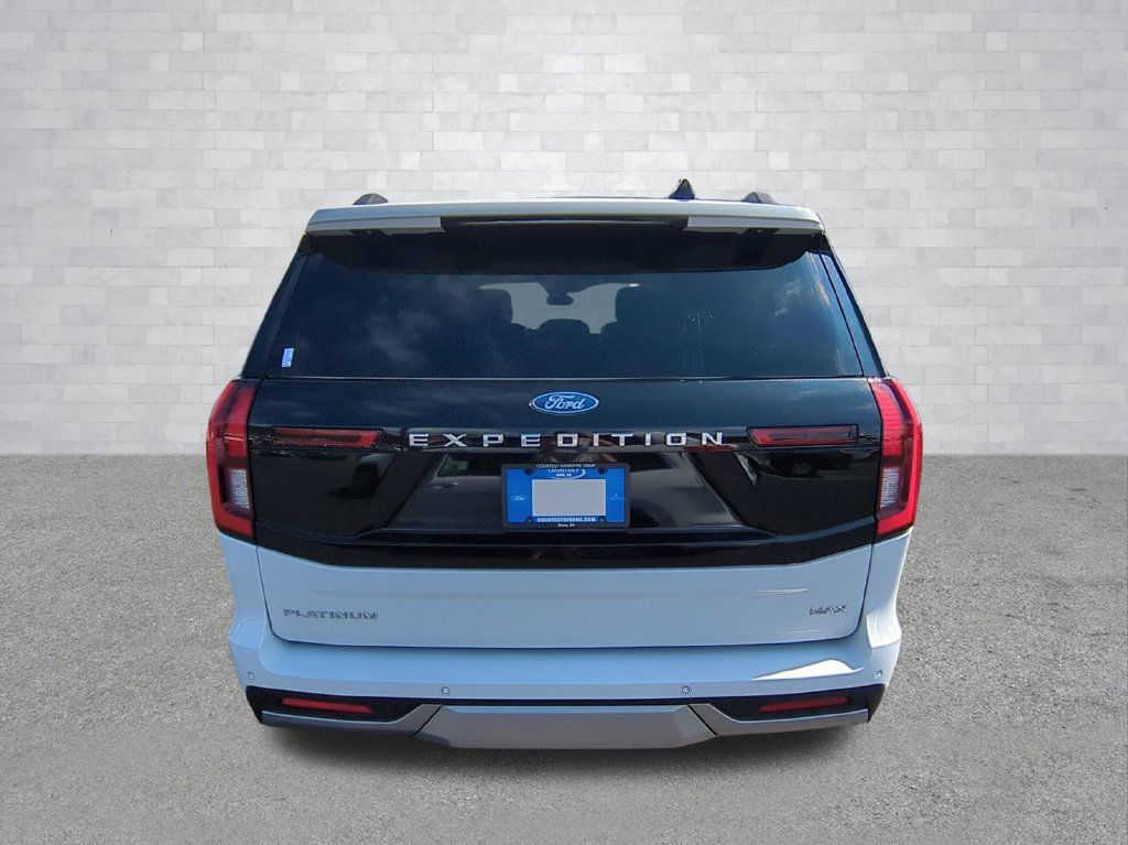 Used 2025 Ford Expedition Max Platinum AWD/4WD image 6