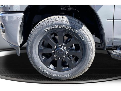 New 2026 RAM 2500 Laramie AWD/4WD image 13