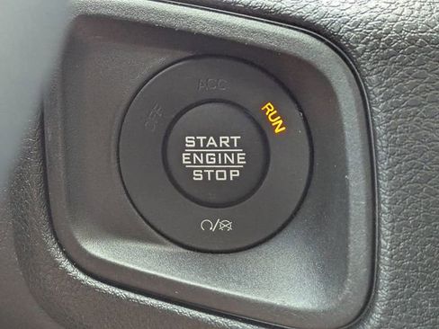 Used 2024 Jeep Wrangler Unlimited Sport AWD/4WD image 38