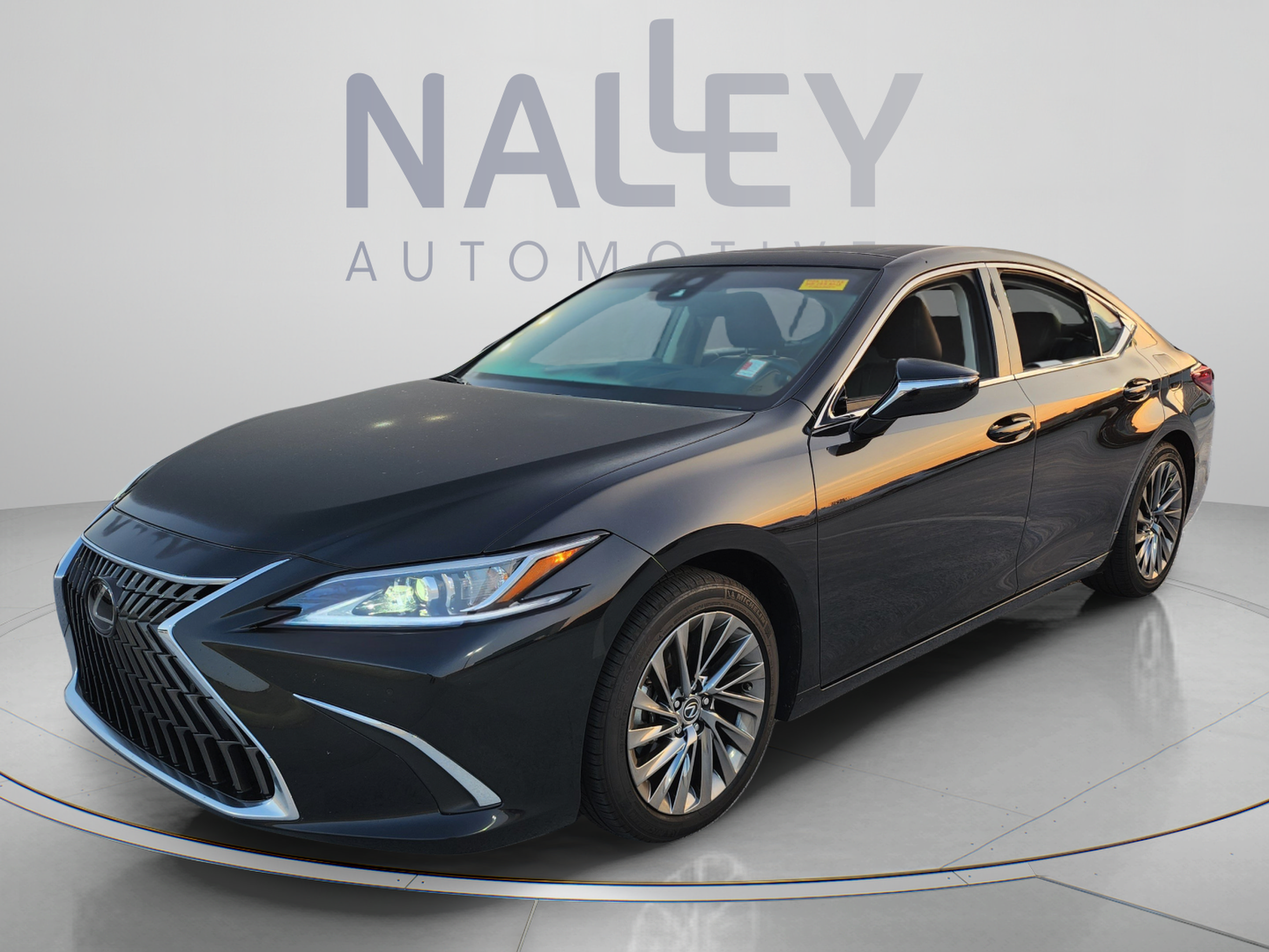 Certified 2024 Lexus ES 350 w/ Technology Package FWD image 1