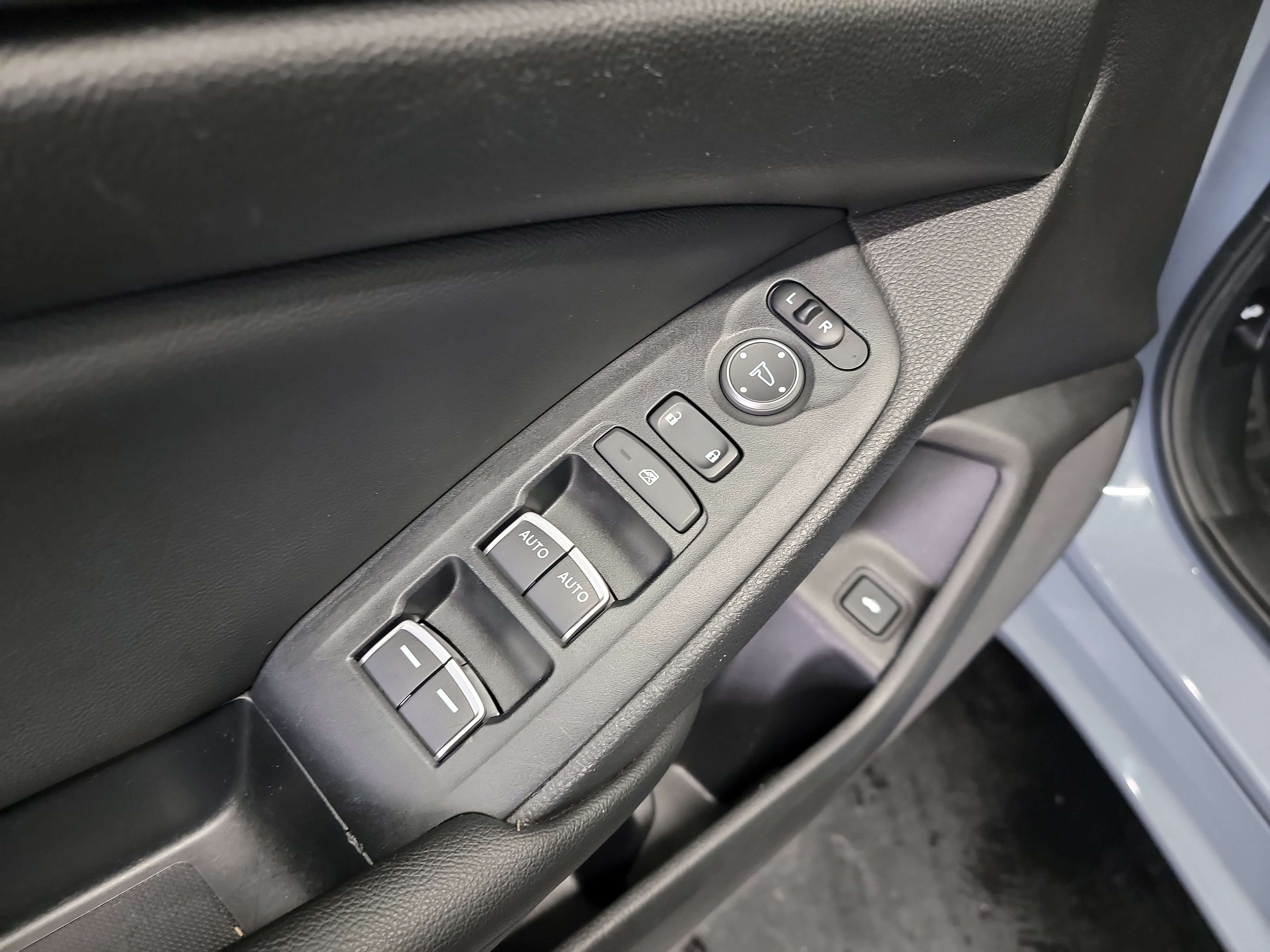 Used 2022 Honda Accord Sport image 14