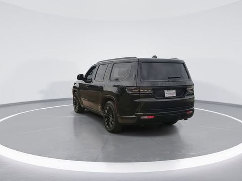 Used 2024 Jeep Grand Wagoneer Series II w/ Quick Order Packagew 28T image 6