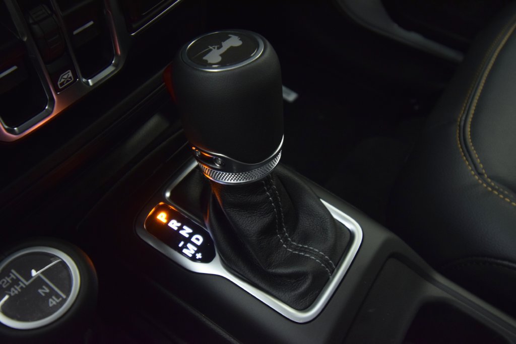 New 2026 Jeep Wrangler Unlimited Sahara AWD/4WD image 22
