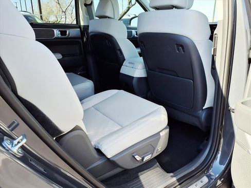 New 2026 Hyundai Santa Fe Calligraphy image 8