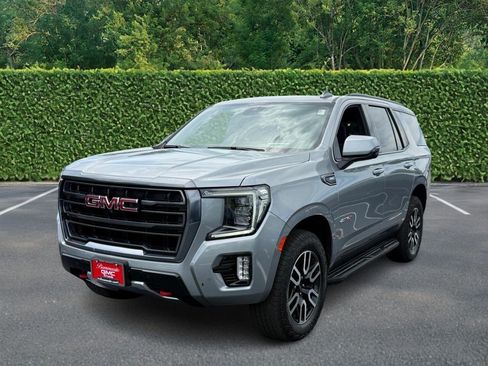 Used 2024 GMC Yukon AT4 AWD/4WD image 10