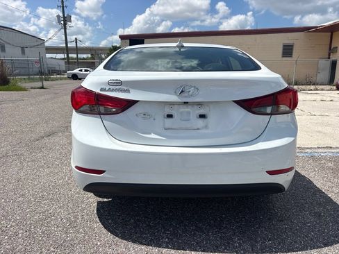 Used 2016 Hyundai Elantra Value Edition FWD image 4