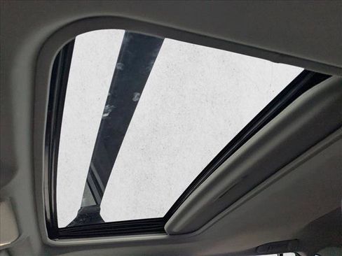 Certified 2025 Toyota RAV4 XLE image 17