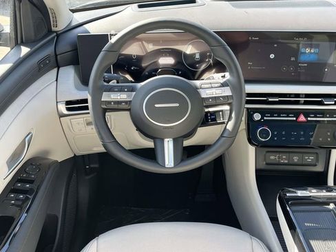 New 2026 Hyundai Tucson Limited FWD image 16