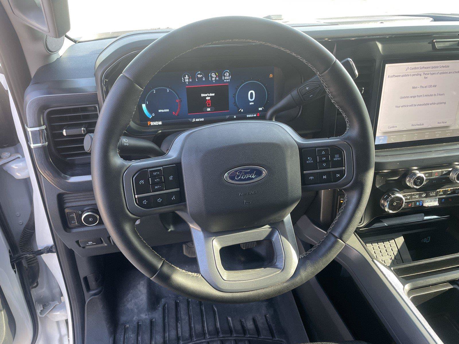 Used 2025 Ford F250 Lariat AWD/4WD image 13
