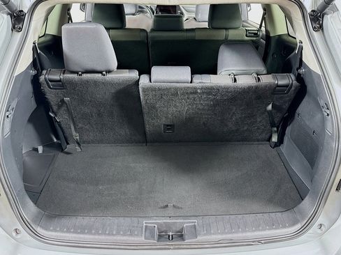 Certified 2024 Toyota Highlander LE image 21