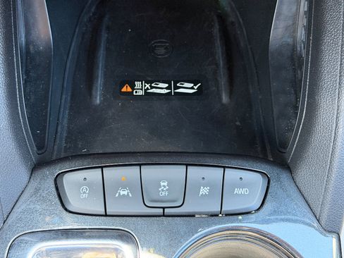 Used 2023 Chevrolet TrailBlazer RS w/ Sun and Liftgate Package AWD/4WD image 15