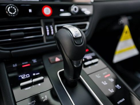 New 2026 Porsche Macan S AWD/4WD image 20