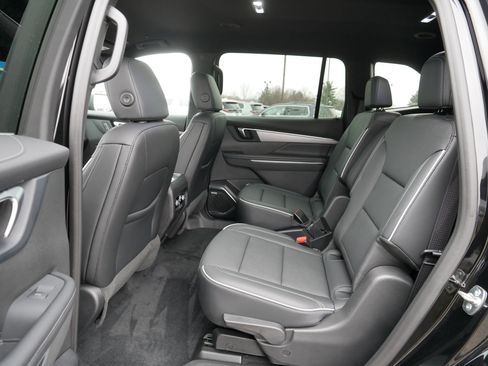 Used 2025 Buick Enclave Preferred image 35