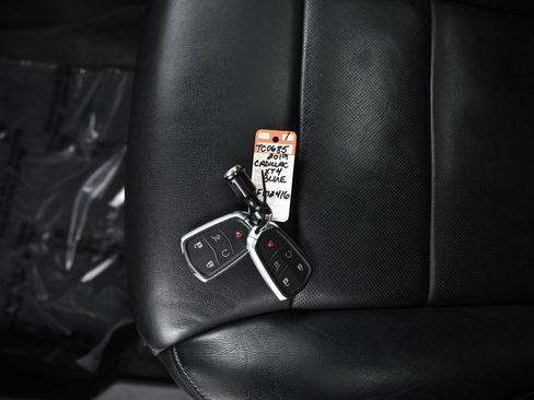 Used 2019 Cadillac XT4 Premium Luxury image 25