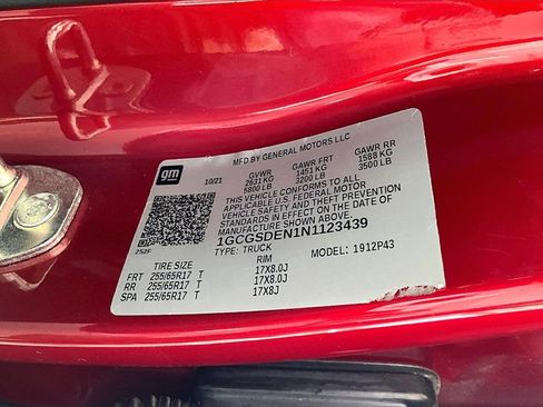 Used 2022 Chevrolet Colorado Z71 w/ Safety Package image 20