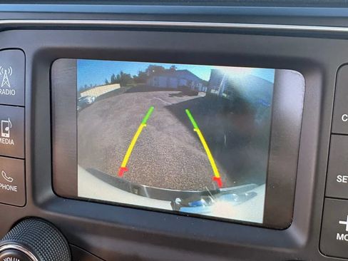 Used 2017 RAM 2500 Tradesman w/ Chrome Appearance Group AWD/4WD image 21