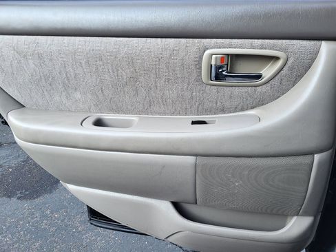 Used 2003 Toyota Avalon XL image 17