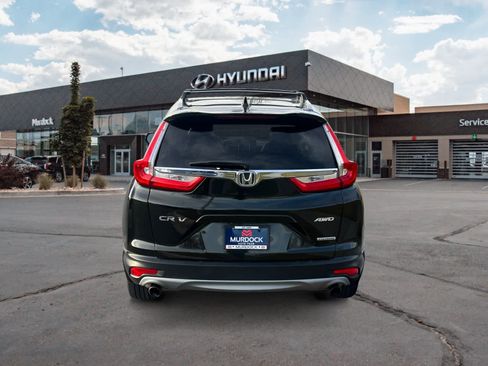Used 2017 Honda CR-V Touring image 4