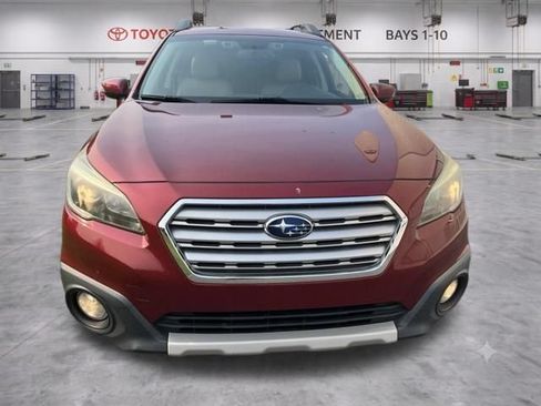 Used 2016 Subaru Outback 2.5i Limited AWD/4WD image 3