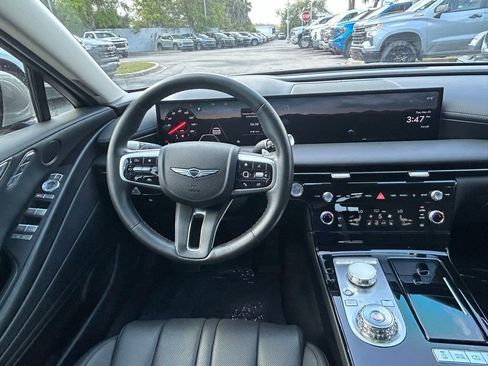 Used 2025 Genesis G80 2.5T AWD/4WD image 16