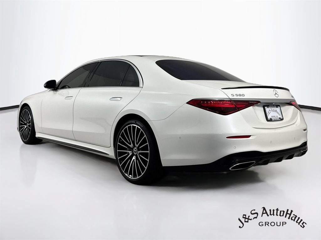 Used 2022 Mercedes-Benz S 580 4MATIC Sedan image 5