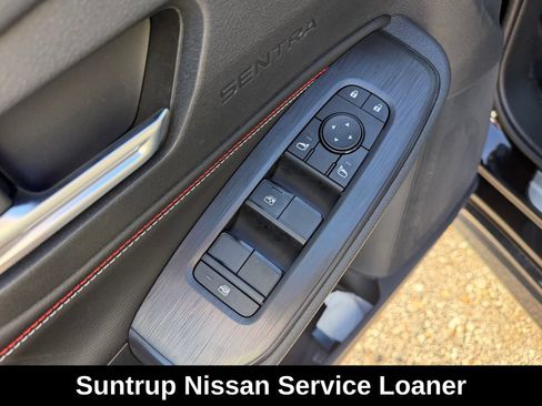 Used 2027 Nissan Sentra SR w/ Floor Mat Package FWD image 11