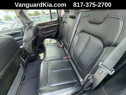 Used 2023 Jeep Grand Cherokee Limited AWD/4WD image 28