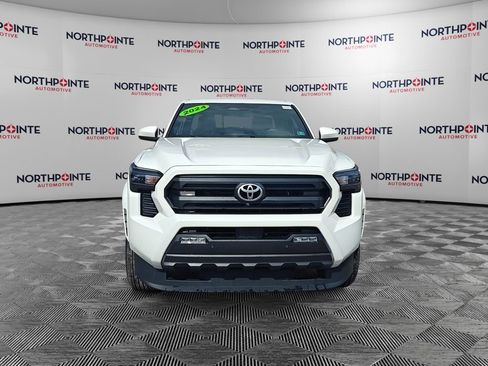 Used 2024 Toyota Tacoma SR5 image 8