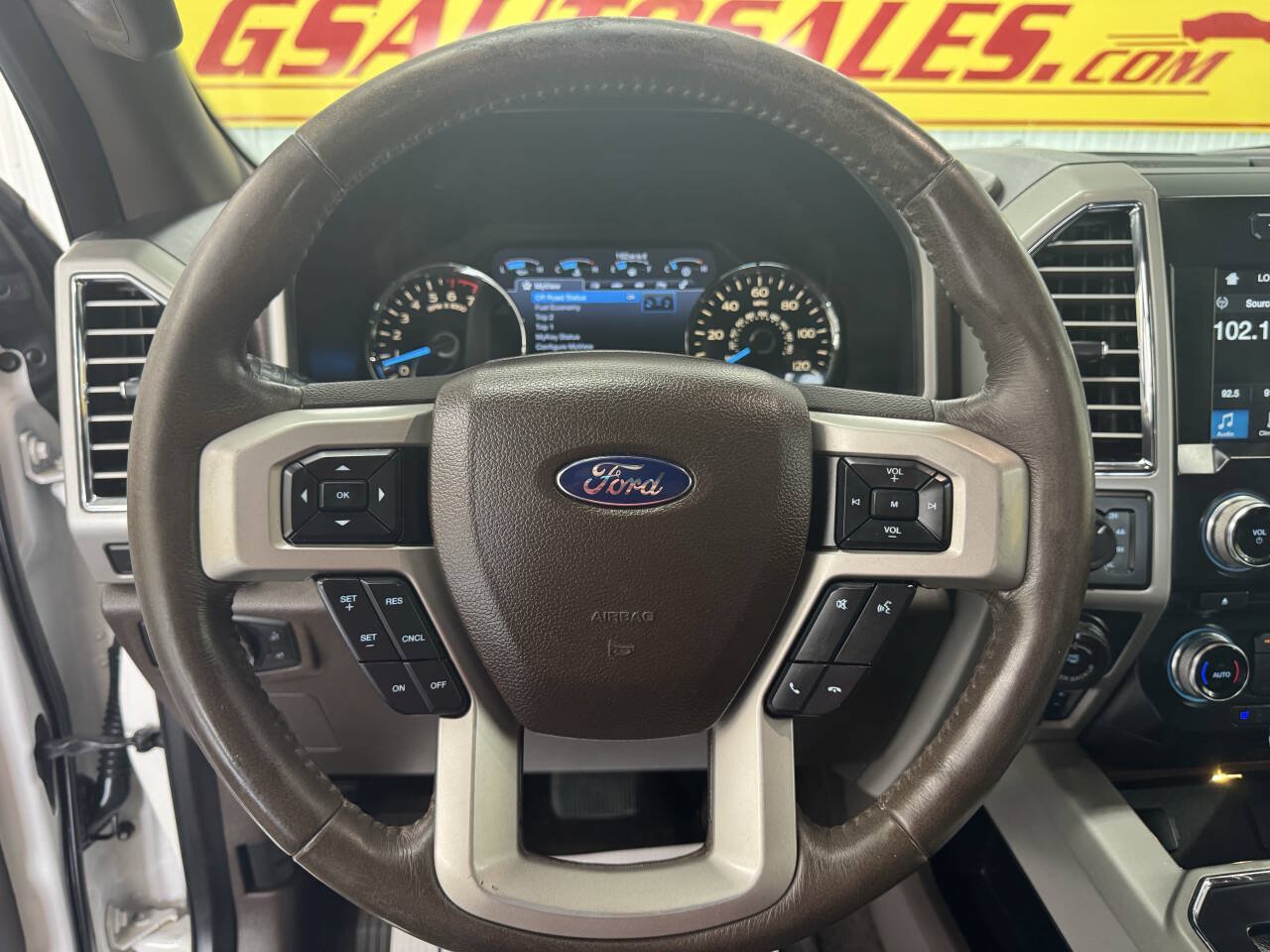 Used 2016 Ford F150 King Ranch w/ Equipment Group 601A Luxury AWD/4WD image 31