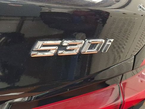 Certified 2023 BMW 530i xDrive w/ Premium Package image 27