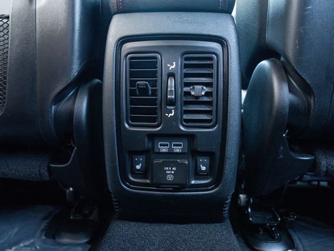 Used 2024 Dodge Durango R/T AWD/4WD image 28