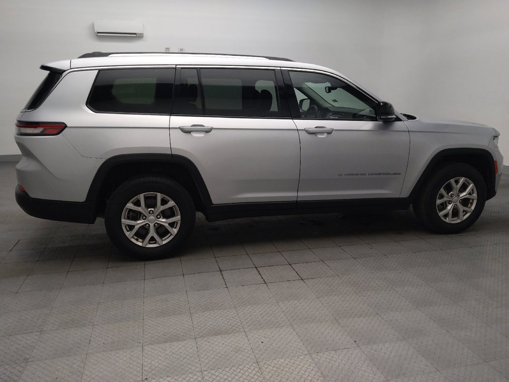Used 2023 Jeep Grand Cherokee L Limited RWD image 10