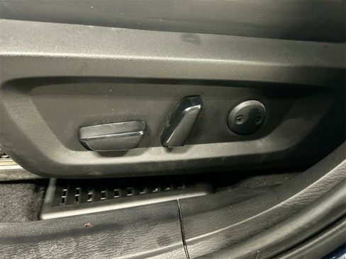 Used 2023 Mitsubishi Outlander SE image 10