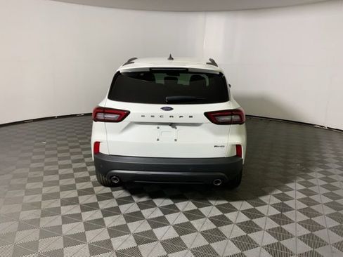 New 2026 Ford Escape ST-Line w/ Tech Pack #1 AWD/4WD image 8