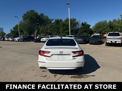 Used 2022 Honda Accord Sport image 6