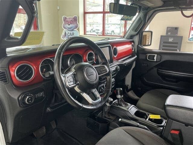 Used 2020 Jeep Gladiator Rubicon w/ Dual Top Group AWD/4WD image 23