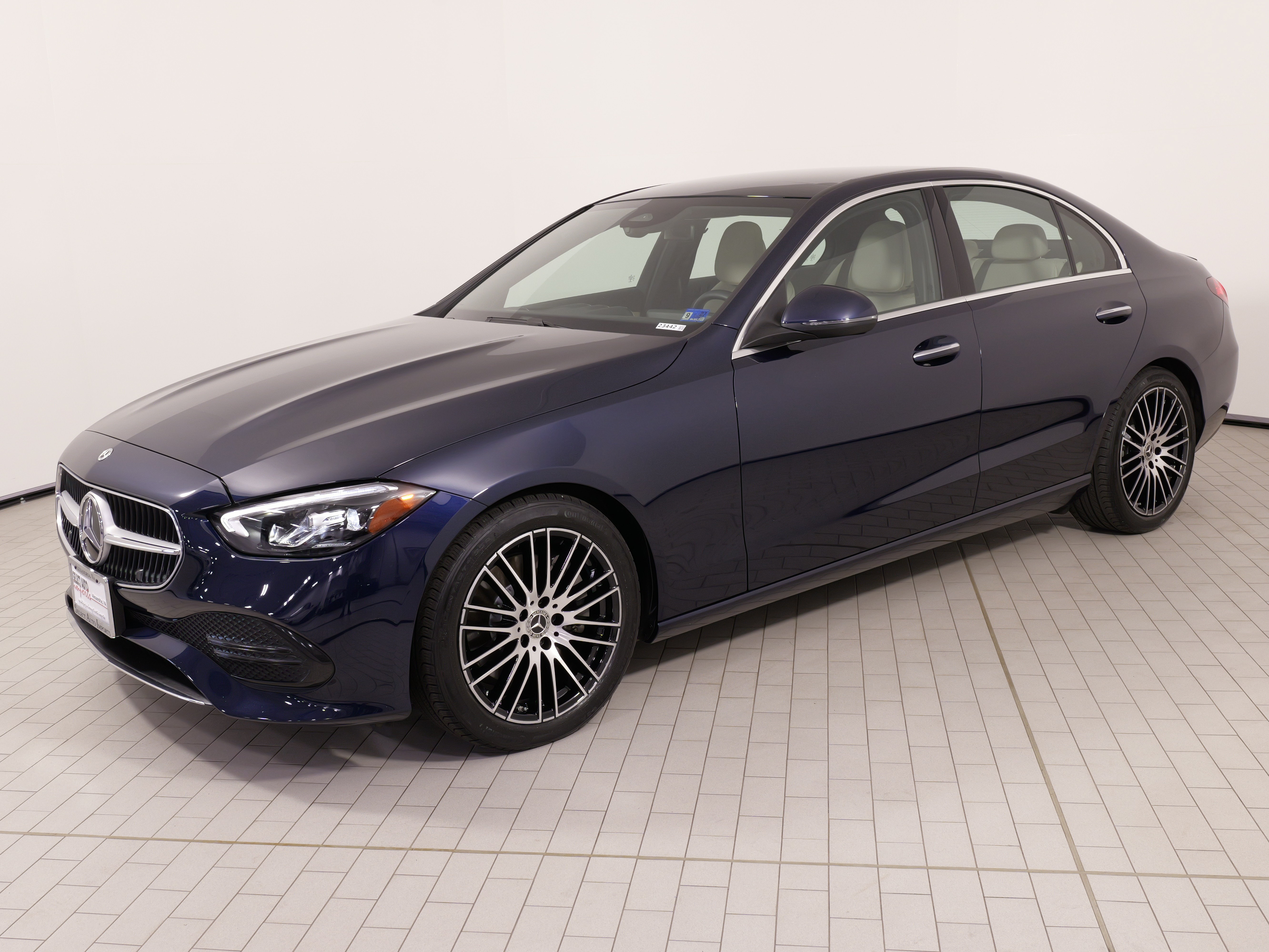 Used 2022 Mercedes-Benz C 300 4MATIC Sedan image 1