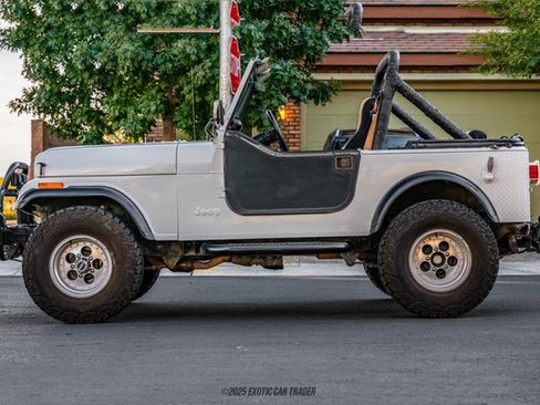 Used 1986 Jeep CJ 7 image 3